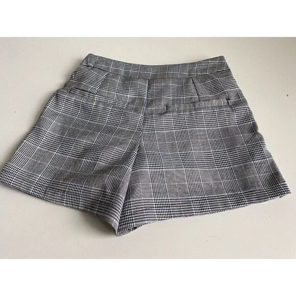 Seek The Label Women’s Sz Small S  Plaid Faux Wrap Skort in Gray - Picture 7 of 8